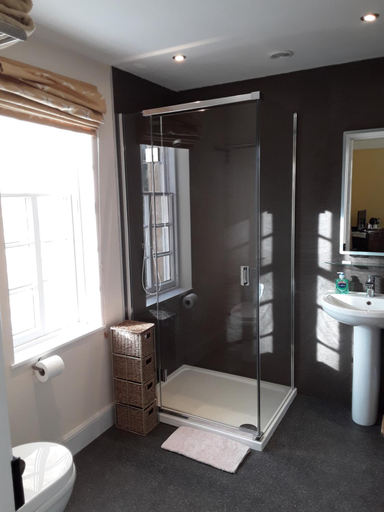 Bathroom 2, Kilmorie House, Moray