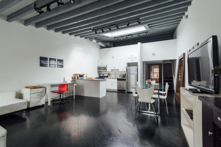 Dining Room 23