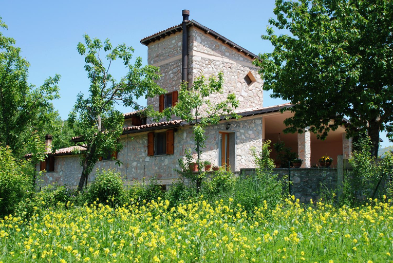 Others 4, Casale la Torretta, Perugia