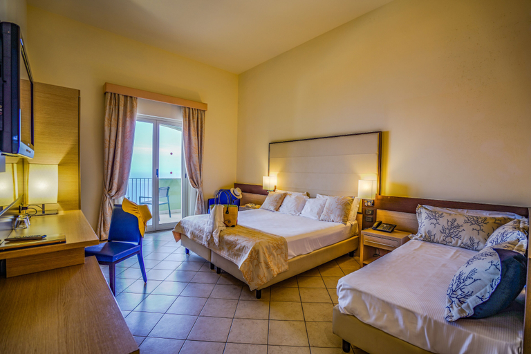 Bedroom 3, Hotel Avalon Sikanì, Messina