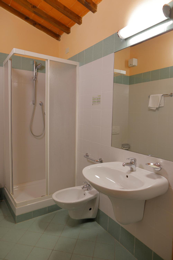 Bathroom 4