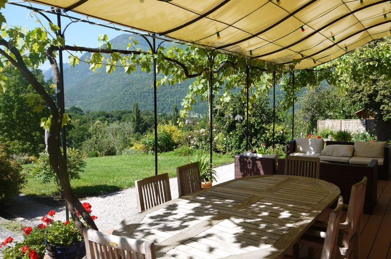 Others 5, Bed & Breakfast Eth Berye Petit, Hautes-Pyrénées