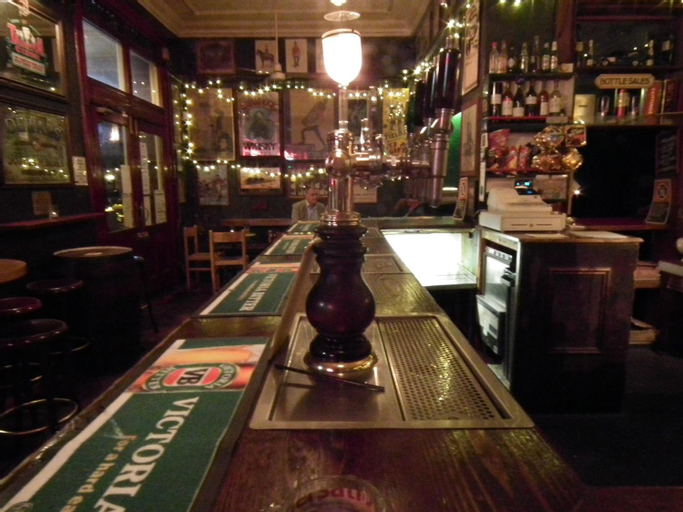 Food & Drinks 2, East Sydney Hotel, Sydney
