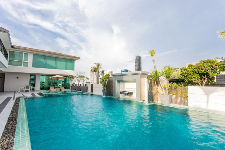 Sport & Beauty 5, D Varee Montara Thonglor 25, Wattana