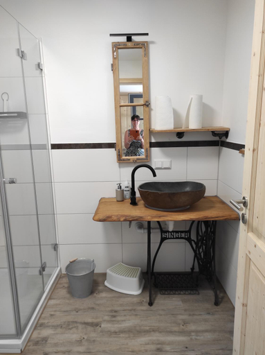 Bathroom 2, Zum Scheunenhof - Scheune, Günzburg