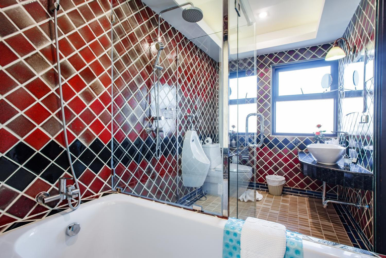 Bathroom 4