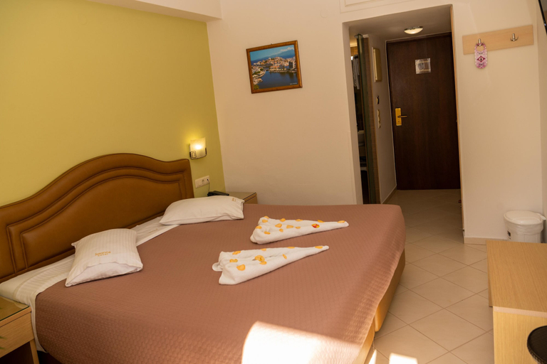 Bedroom 4, Kronos Hotel, Crete