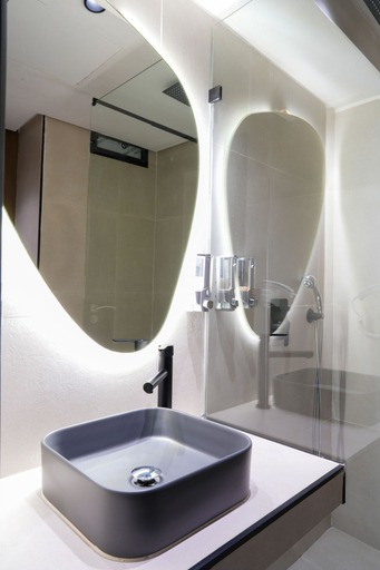 Bathroom, Le M Hôtel, Rabat