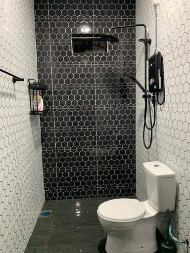 Bathroom 1, rumahpantai.afr, Kuantan