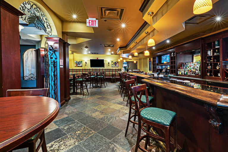 Food & Drinks 5, The Casablanca Hotel, Niagara