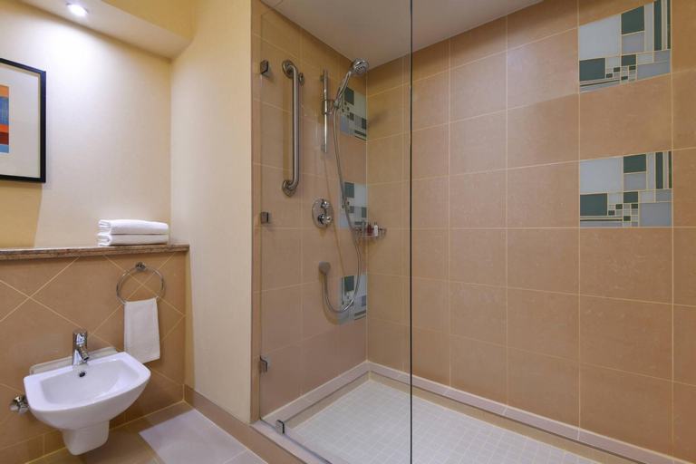 Bathroom 4