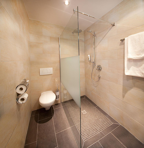 Bathroom 3