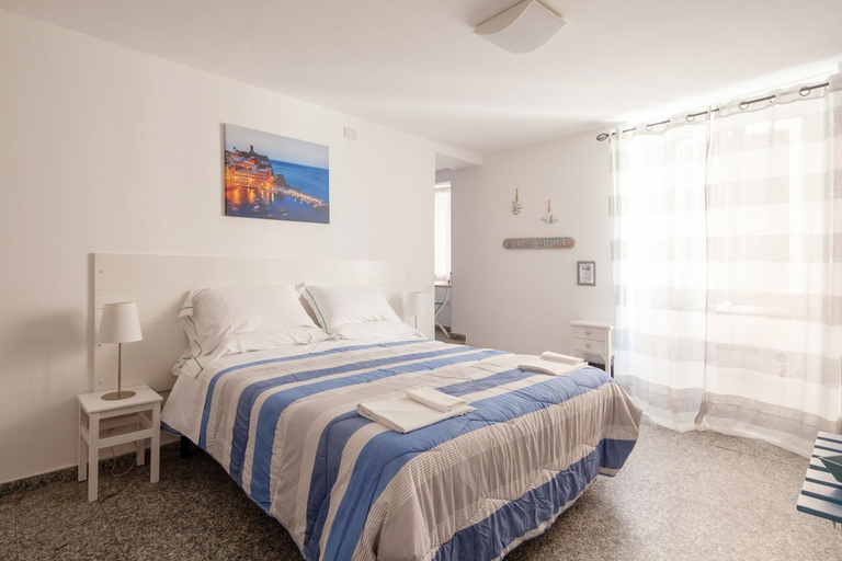 Others 4, Ludovica Flat, La Spezia