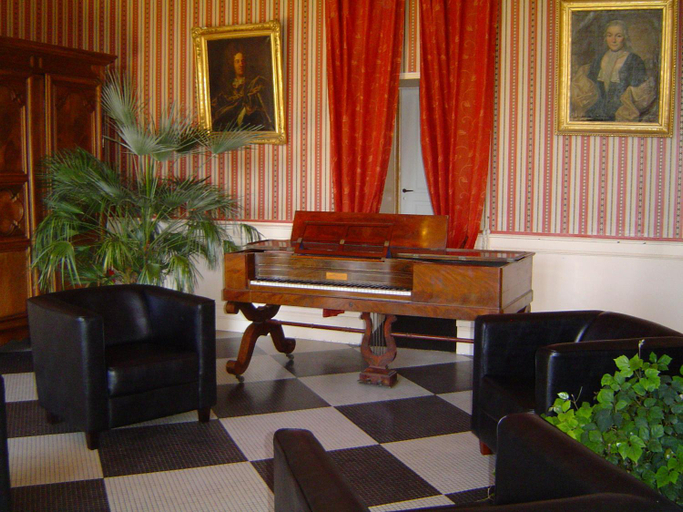 Others 4, Chateau de Vaugrignon - Beer Spa, Indre-et-Loire
