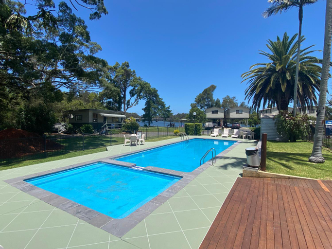 Swimming Pool 6