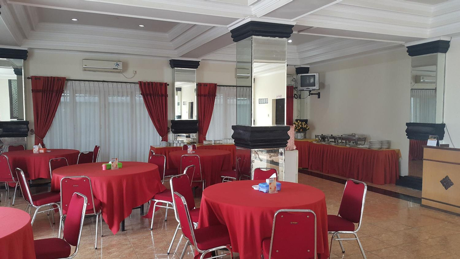 Food & Drinks 5, Topstar Hotel, Blora