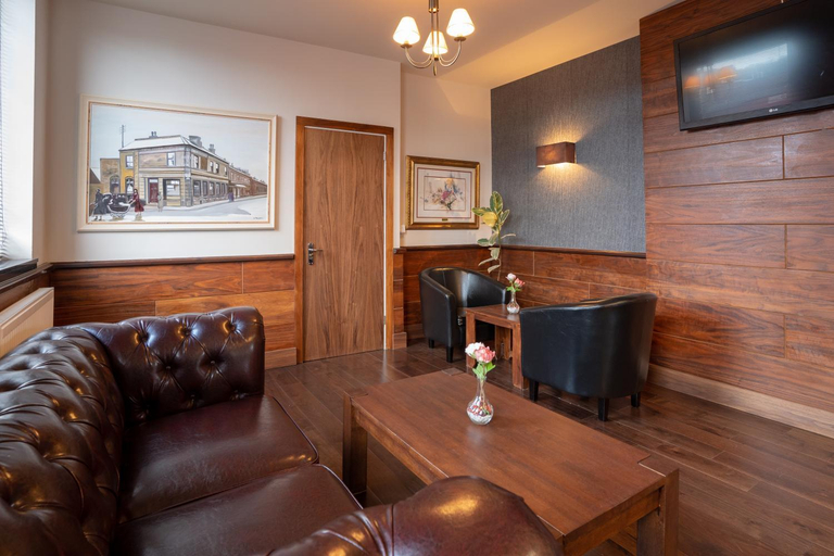 Public Area 2, Eagle Hotel Luton Airport, Luton