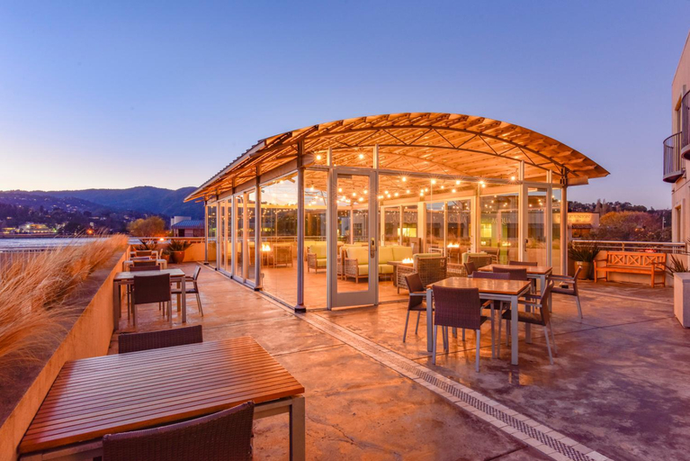 Food & Drinks 5, Acqua Hotel, Marin