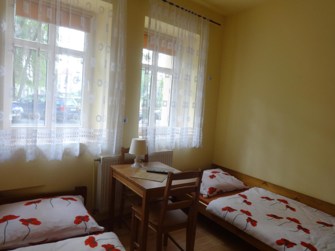Others 5, Apartamenty NOCLEGI BEDZIN, Będzin