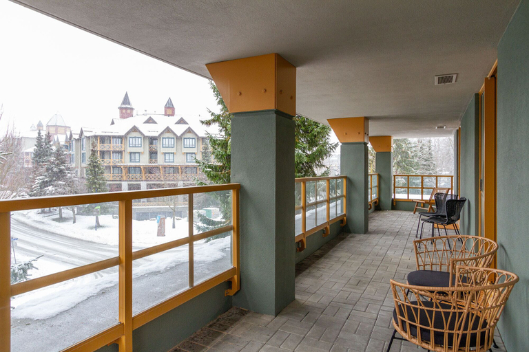 Others 4, Private Residences at the Cascade Lodge, Squamish-Lillooet