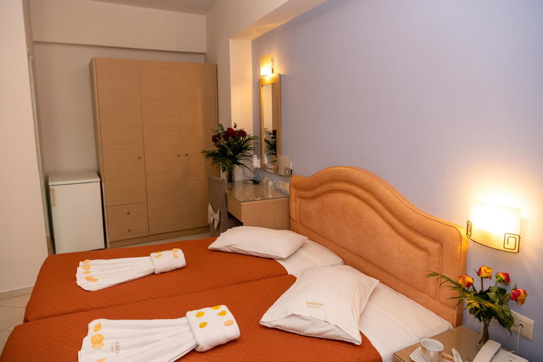 Bedroom 4, Kronos Hotel, Crete