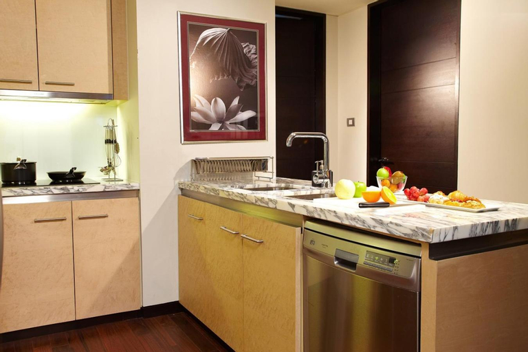Dining Room 17
