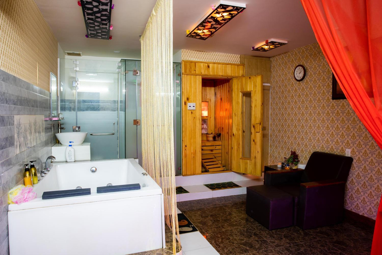 Bathroom 5, LUXURY HOTEL HAU GIANG, District 6