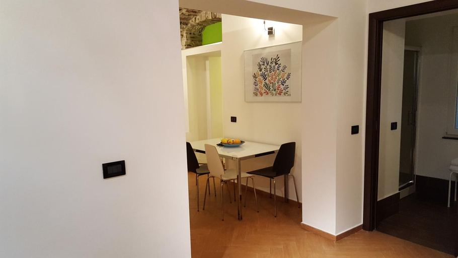 Others 4, InCentro Apartments, Messina