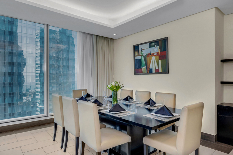 Dining Room 6