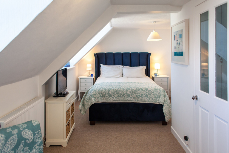 Bedroom 2, No 98 Boutique Hotel, Dorset