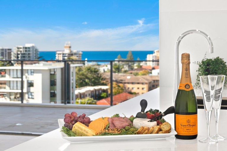 Food & Drinks 5, Argo Apartments, Wollongong - Inner