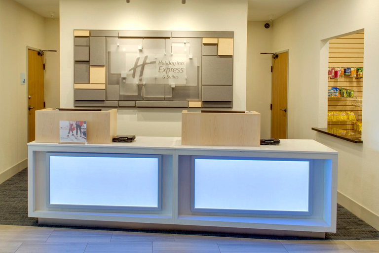 Public Area 3, Holiday Inn Express & Suites CHICKASHA by IHG, Grady