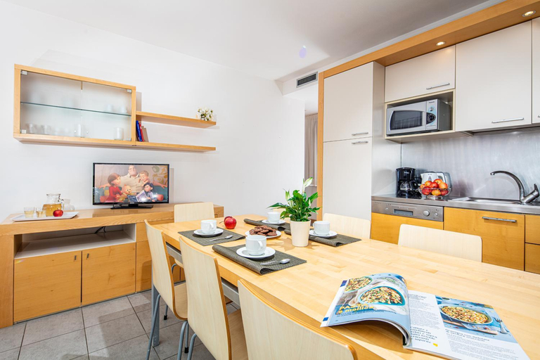 Kitchen 2, Residence AIRONE, Udine