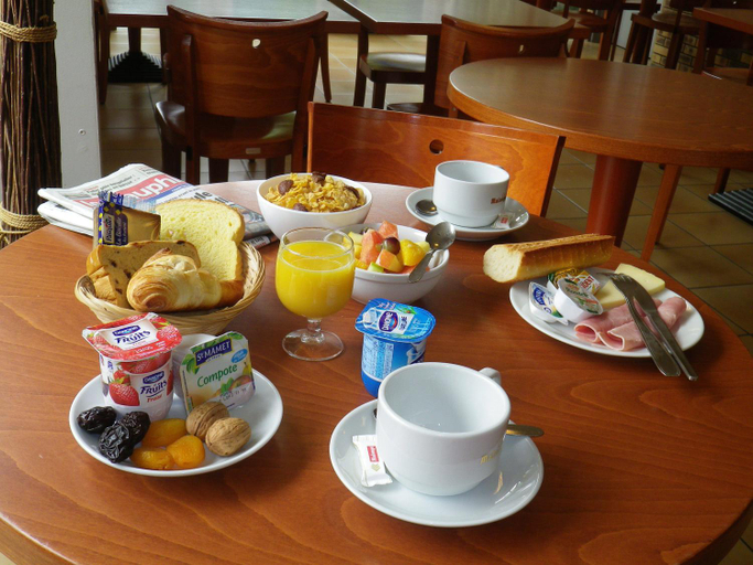 Food & Drinks 5, Hotel Amys Voreppe, Isère