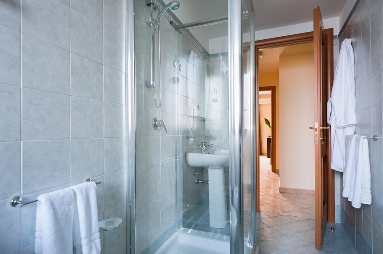 Bathroom 3, Casa Vacanze Samira, Catania