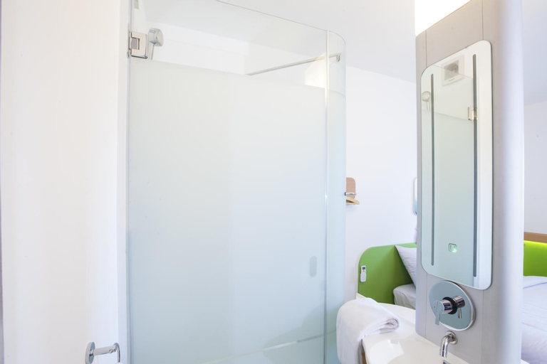 Bathroom 8