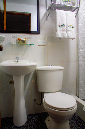 Bathroom 5, Hotel Retama Machupicchu, Urubamba