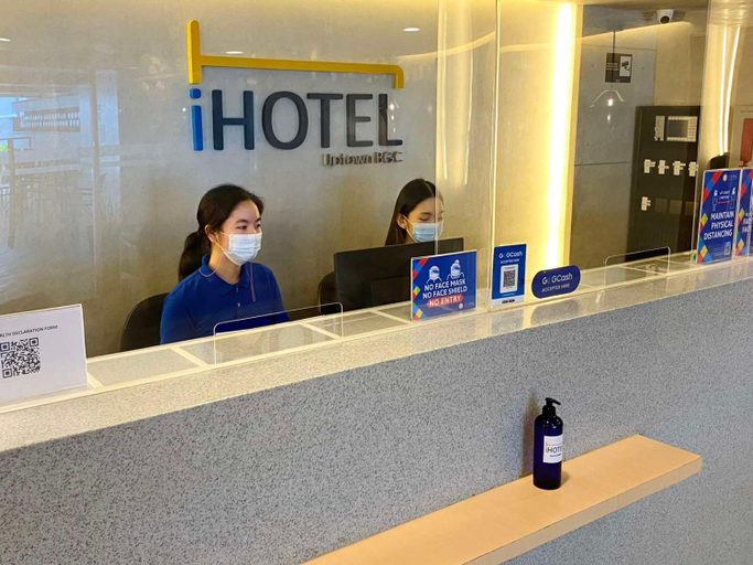 Public Area 2, iHotel Uptown BGC , Taguig