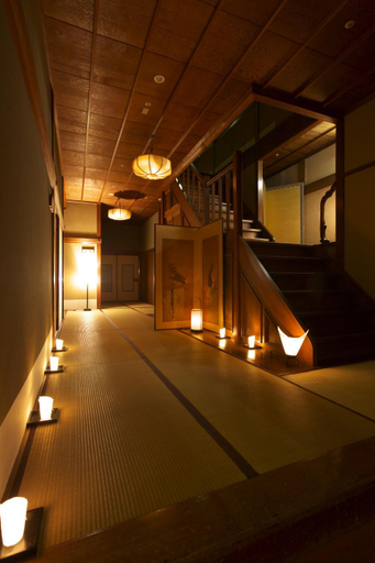 Others 5, Kinjohro, Kanazawa
