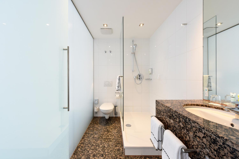 Bathroom 4, ACHAT Hotel Munchen Sud, München
