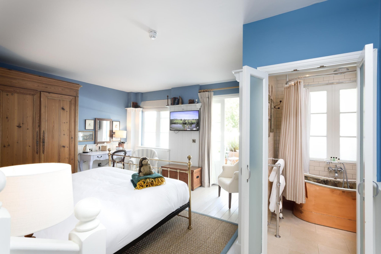 Bedroom 2, The Boathouse, Bath and North East Somerset