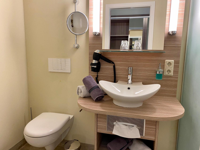 Bathroom 8