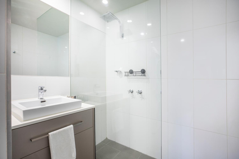 Bathroom 3, Nightelier Doncaster, Manningham - West