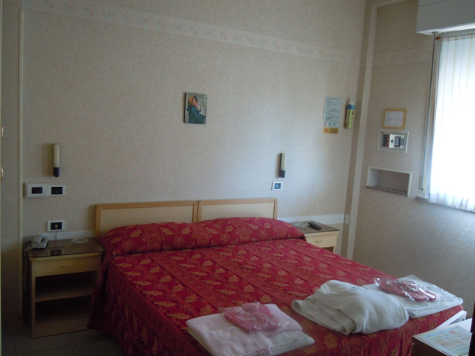 Bedroom 3, Hotel Bel Sogno, Rimini