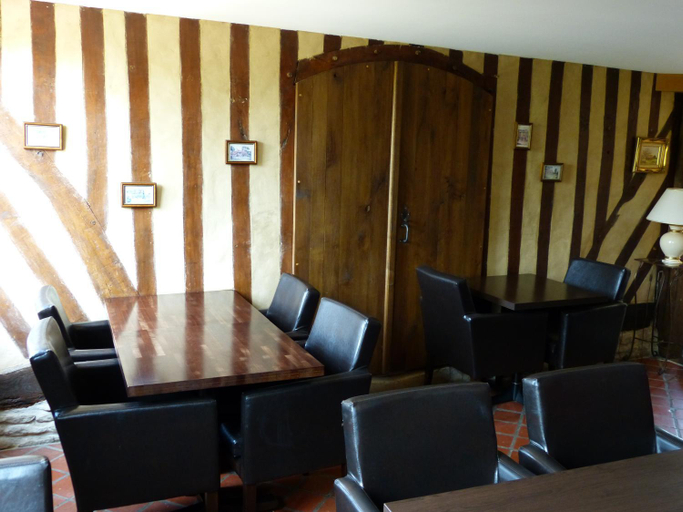 Others 2, Le Pave d'Hotes, Calvados