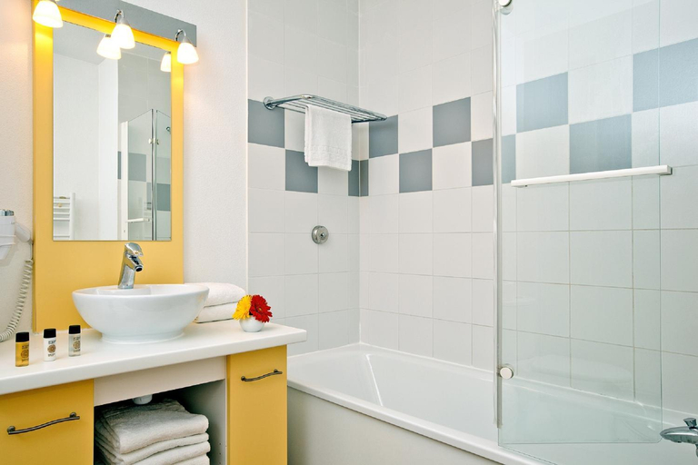 Bathroom 4, Residhome Geneve Prevessin le Carre D'Or, Ain