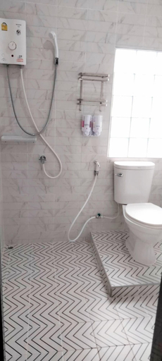 Bathroom 4, Habor House by Koh Larn Riviera, Pattaya