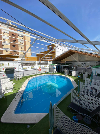 Sport & Beauty 2, Hostal Avenida Andalucia - Solo Adultos, Sevilla
