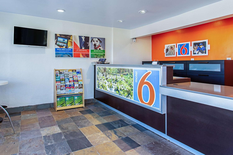 Others 4, Motel 6 Pendleton, OR - West, Umatilla