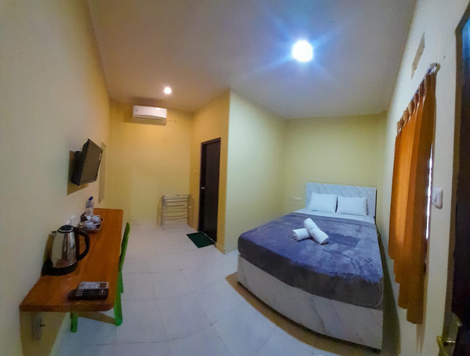 Bedroom 2, FX72 Labuan Bajo Hotel, West Manggarai